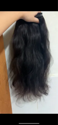 Cabelo castanho escuro