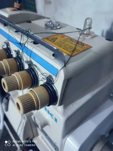 OVERLOCK 5 FIOS INTERLOQUE TRABALHA COM 5 E 3 FIOS ÓTIMA Máquina de costura industrial