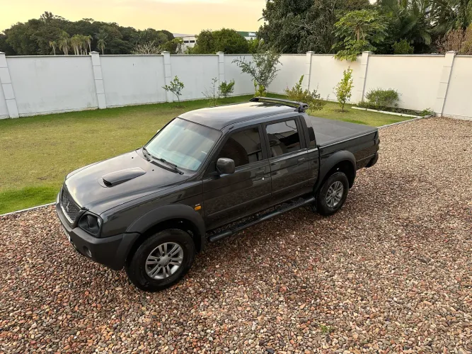 Mitsubishi L200 Outdoor HPE 2.5 4X4 CD T.dies. Aut. 2007