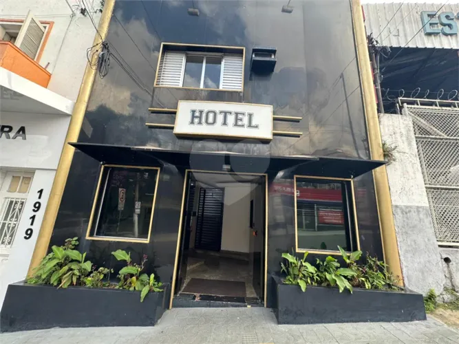 Salão Comercial à venda ou para locação em Lapa - SP