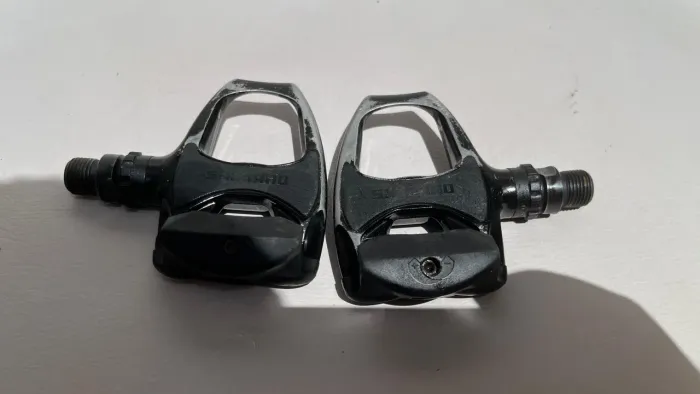 Pedais de clip Shimano R540 - Speed