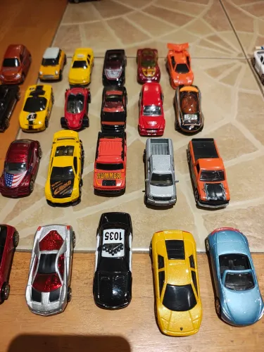 Miniaturas mistas hot Wheels