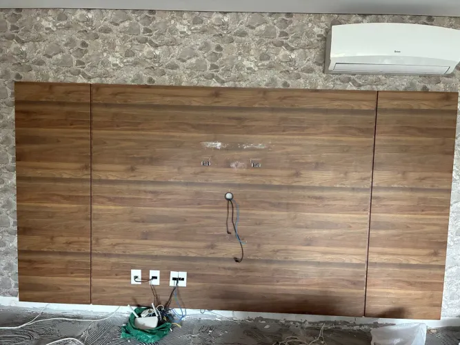 Painel para Tv em mdf amadeirado