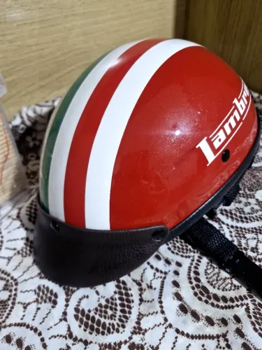 Capacete