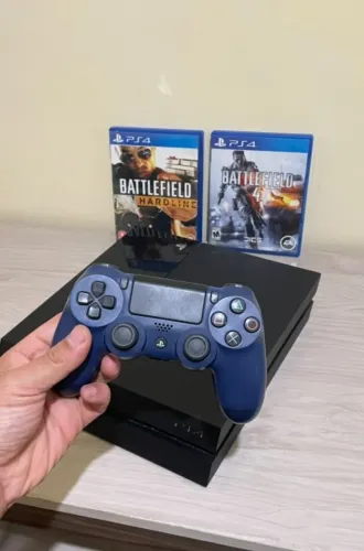 PS4 1TB + Controle Original (Sem Drift) + 2 Jogos Battlefield
