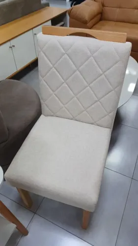 Vendo cadeiras Helena em linho bege novas de fábrica