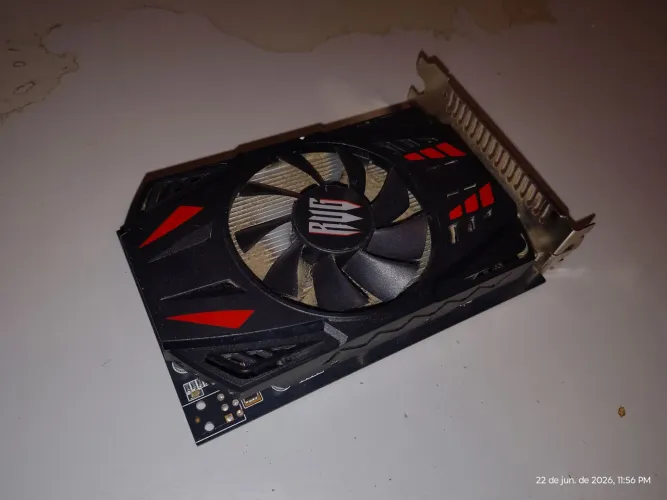 GTX 550 TI 2GB VRAM