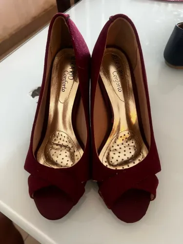 VENDA DE SANDÁLIAS, SAPATOS E TÊNIS! ?