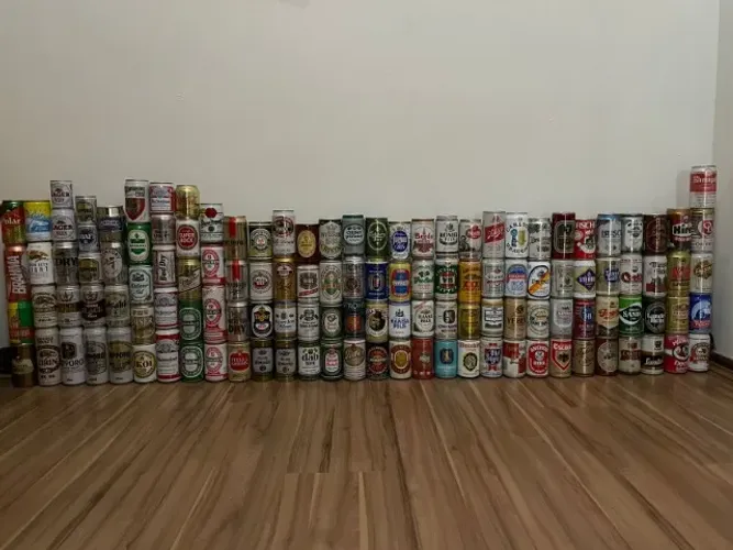 Coleção Latas de Cervejas Antigas Cheias + de 100