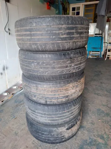 Vendo cinco pneus aro 17 por 250