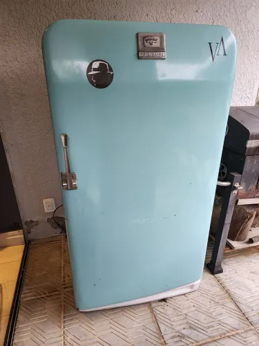 Geladeira retro