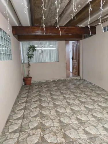 Casa para venda possui 90 metros quadrados com 3 quartos em Jardim Taboão - São Paulo - Sã