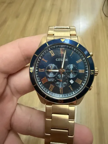 Relógio citizen dourado 
