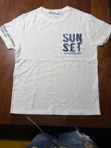 Camiseta menino algodão 10 anos  Zara e outra 