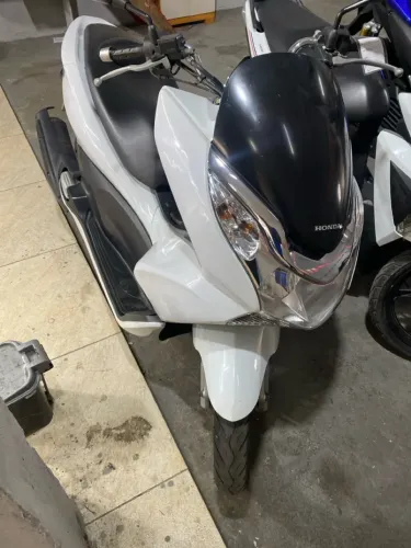 Honda PCX 150/dlx 2015 shalom veículos