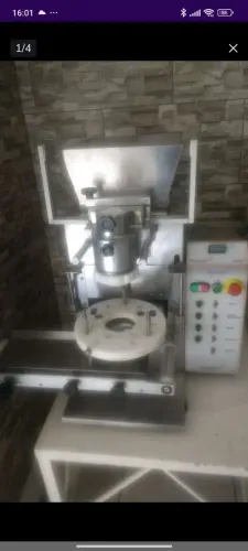 Máquina de fazer coxinha