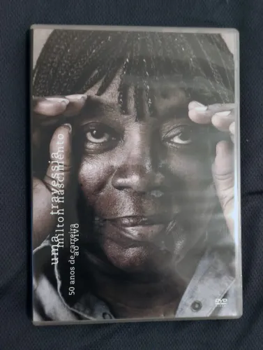 DVD Milton Nascimento - Uma Travessia 50 Anos De Carreira Ao Vivo (Original)