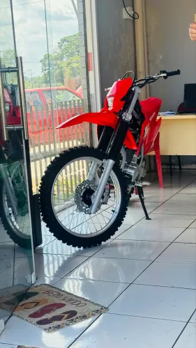vendo crf300 zero km pronto entrega valor 28.500 mil pra vender logo.