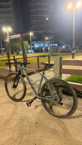 Oggi MTB com garfo rígido TSW estilo asiática 