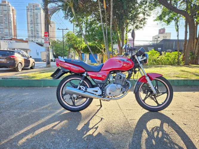 Suzuki Yes 125 | 28.000km originais | Excelente estado