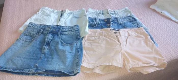 Short e calça jeans