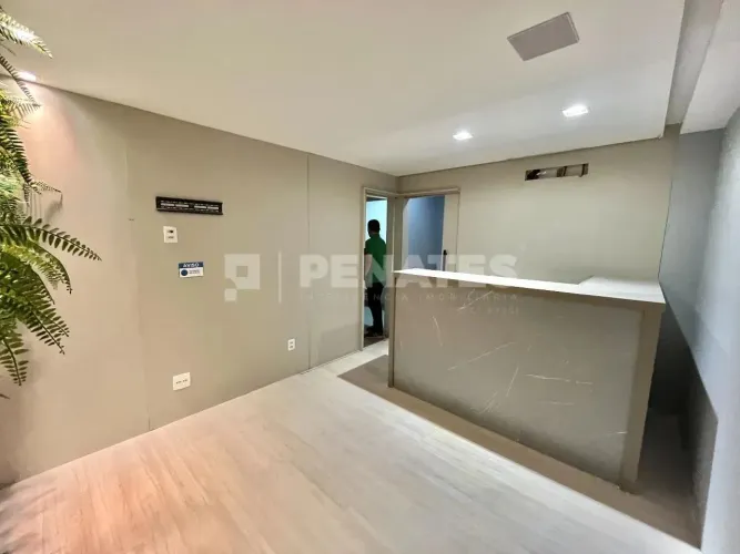 Sala Comercial à Venda no CTC Corporate Tower Center com 34,40m2