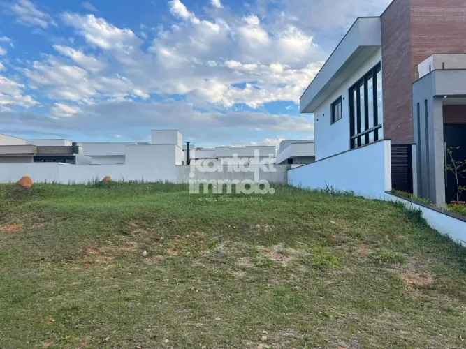 Terreno Residencial em Condomínio à venda em Campos do Conde I