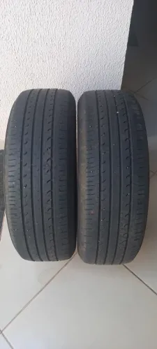 Pneus Goodyear 215 60 17