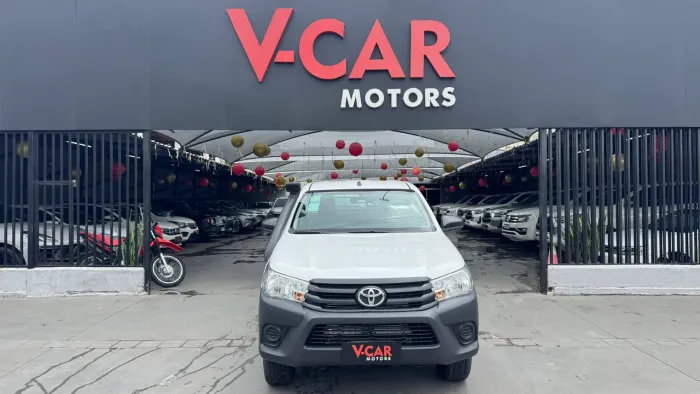 Toyota Hilux CS 4X4 2.8 TDI Diesel Mec. 2024