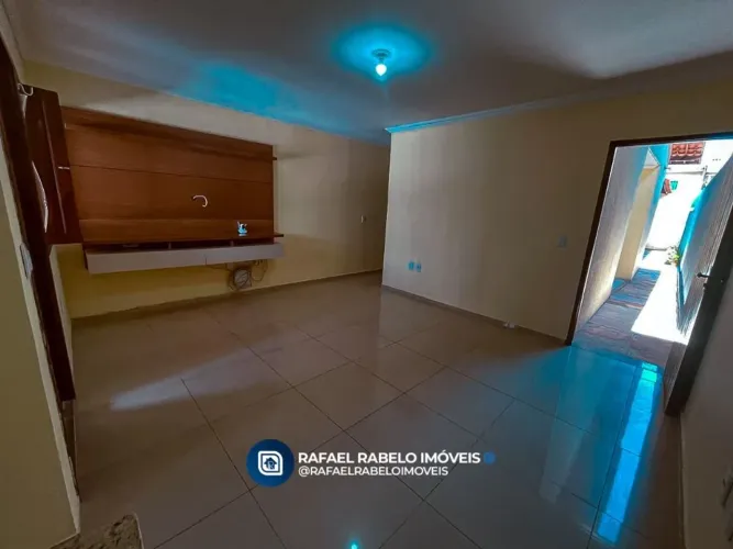 Casa plana com 02 suítes à venda no bairro São Bento.