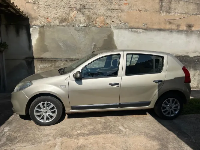 Renault Sandero Expression Hi-flex 1.6 8V 5P 2012
