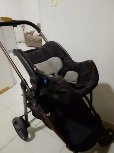 Carrinho P/ bebê da Galzerano