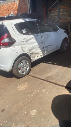 Fiat mobi 4 cilindro ( vendemos apenas peças )