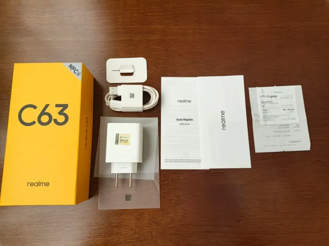 Realme C63 256gb e 8gb de rom
