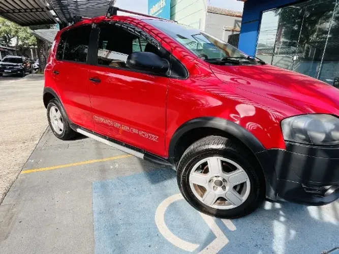 Volkswagen Crossfox 1.6 MI Total Flex 8V 5P 2010