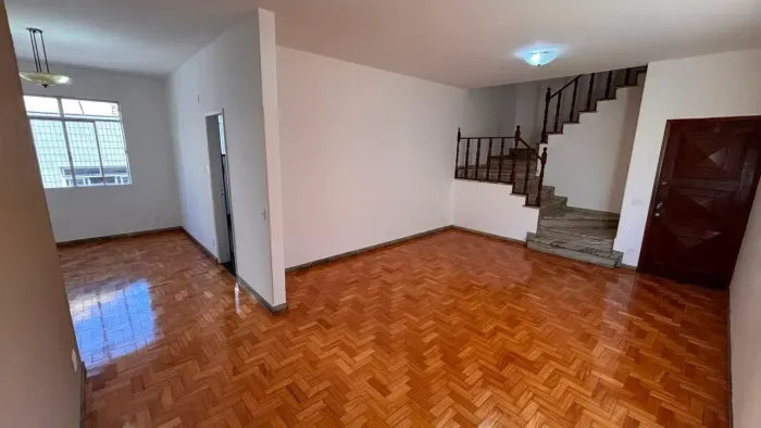 More na Savassi, em cobertura com jeito de casa, 4 quartos, 340 m²