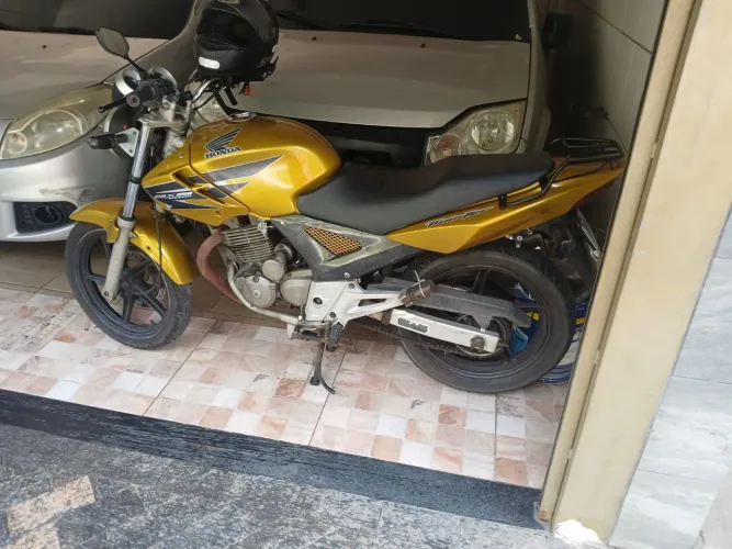 Honda CBX 250 Twister 2008 | 84 Mil Km | Abaixo da FIPE | R$ 8.350,00 - Não é leilão!<br>