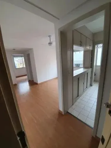 Vende-se cobertura com 1 quarto, churrasqueira, terraço, 80m² e 1 vaga - Bom Fim