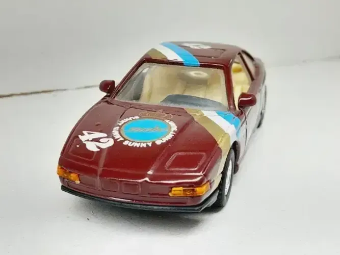 Miniatura Bmw 850i Sunnyside 1:38
