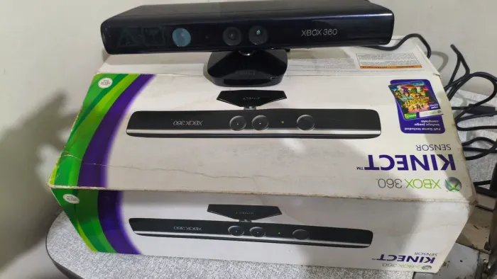 Kinect Sensor - Xbox 360