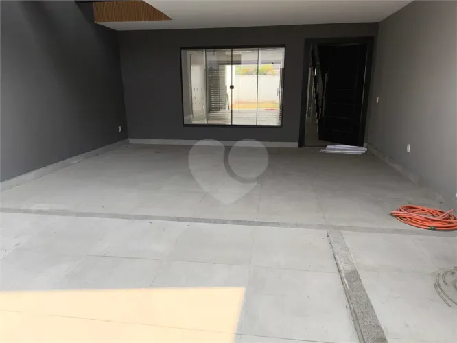 Duplex com 3 quartos à venda em Jardim belvedere - RJ