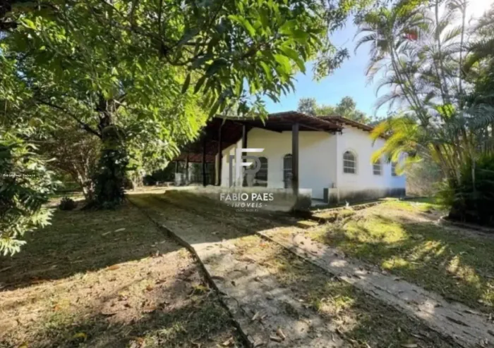 Sítio para Venda em Cachoeiras de Macacu, Agrobrasil, 3 dormitórios, 1 suíte, 2 banheiros,