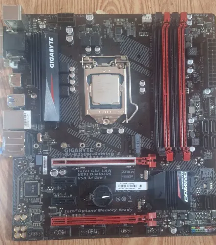 7 Placas-mãe LGA1151 para retirada de peças + 2 processadores i3 - R$ 350