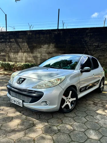 Peugeot 207 XS 1.6 Flex 16V 5P 2010