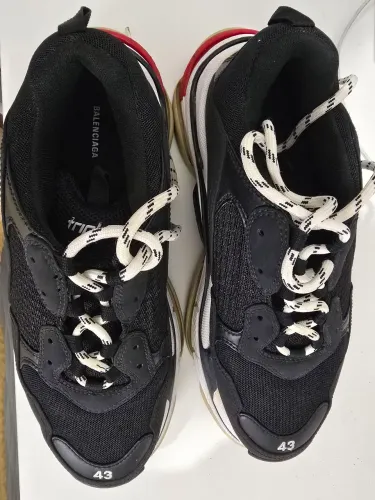 Tênis Balenciaga Triple S - Tam. 42 (Excelente Estado) 