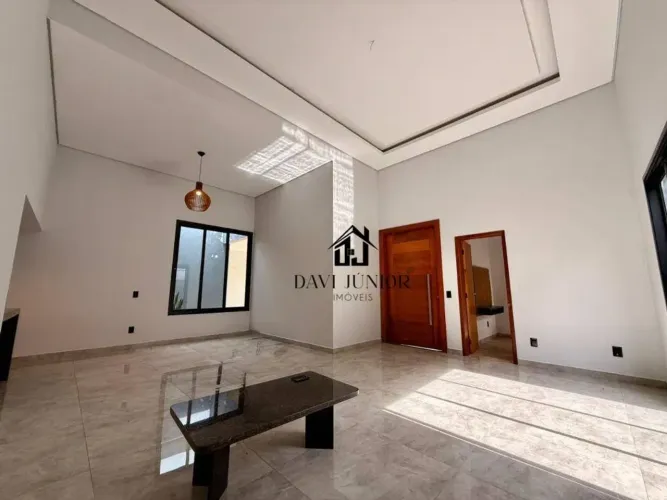 Casa com 4 dormitórios sendo 2 suítes para alugar, 225 m² por R$ 8.000/mês - Alphaville No