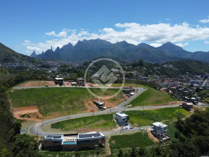 Lote em condomínio fechado | 484m² | Jardins da Serra codigo: 308962
