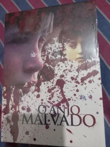 Dvd O anjo malvado com luva