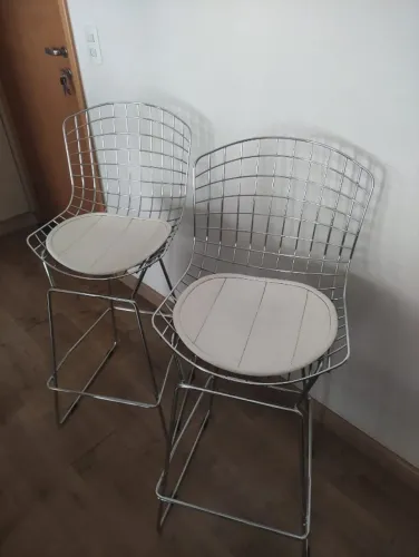 Banquetas cromadas