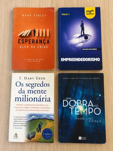 Kit 4 Livros: Mente Milionária, Uma Dobra no Tempo e Mais